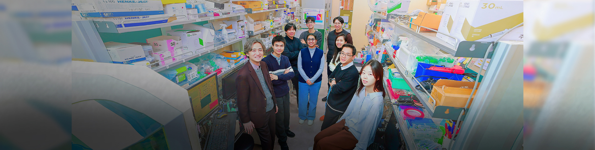 A Single Chip Reshapes the <br>Paradigm of Nanomaterial Synthesis